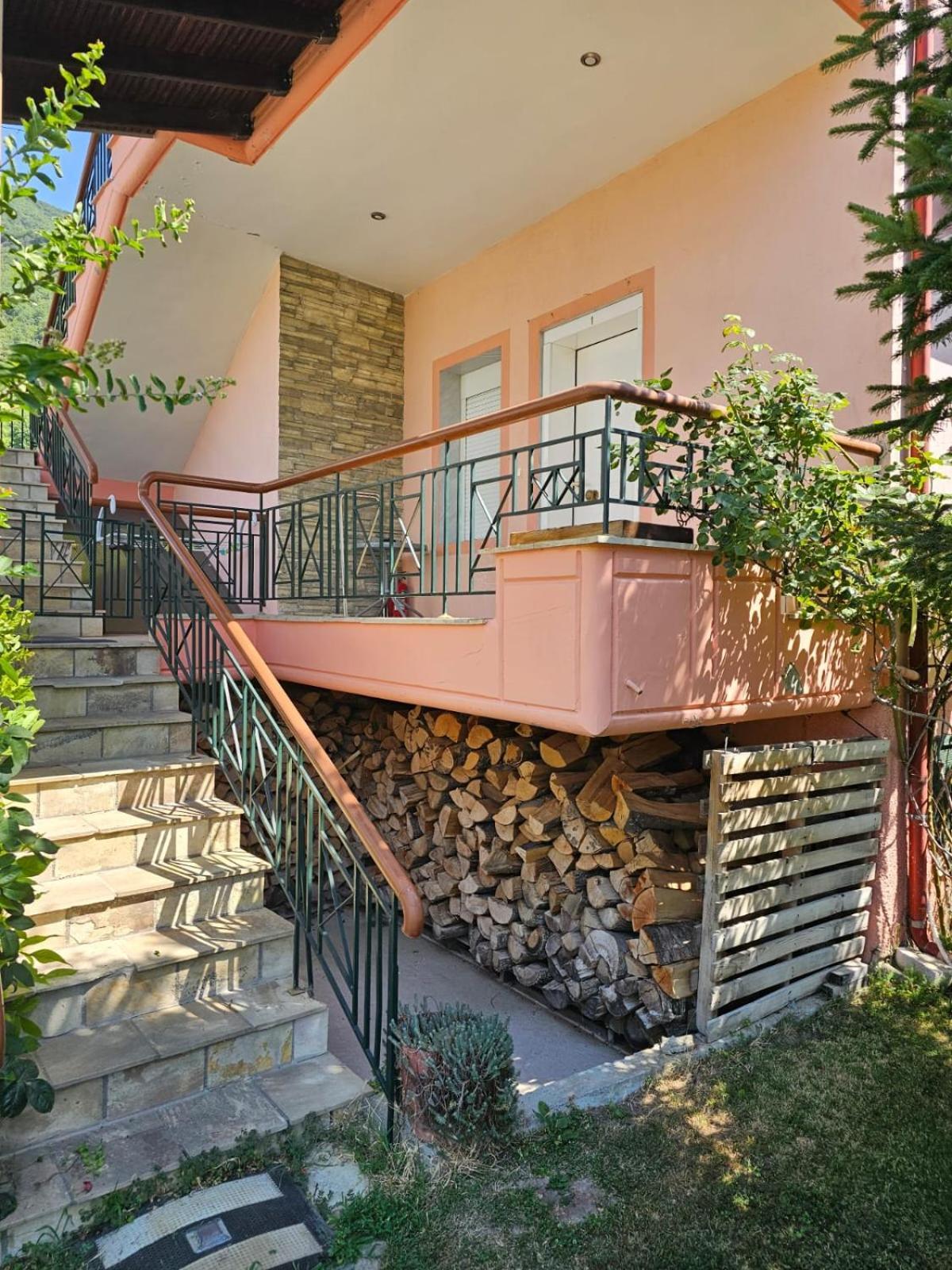 Hillside View Home Loutraki  Bagian luar foto